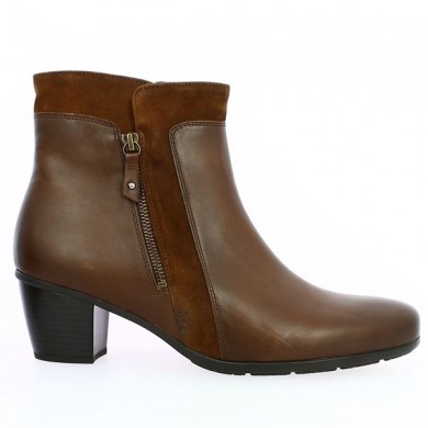 Gabor Shoesissime small brown heel boots, profile view