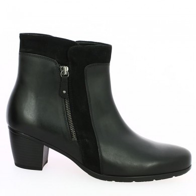 Shoesissime women's 5 cm black ankle boot with large heel, profile view