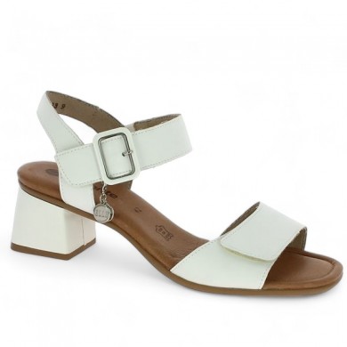 Women's 42, 43, 44, 45 white heel sandal D1K51-80 Remonte Shoesissime, profile view