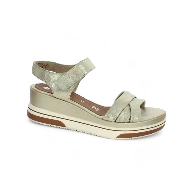 Gold wedge sandal D1P51-90 Remonte, profile view