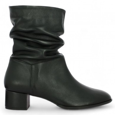 boots femme fripée cuir noir grande taille Shoesissime, vue coté