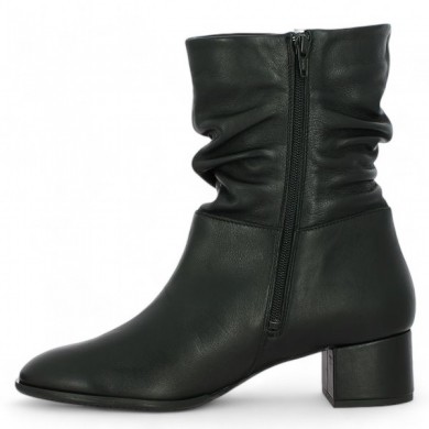 crumpled ankle boot black leather woman large size Shoesissime, interior view