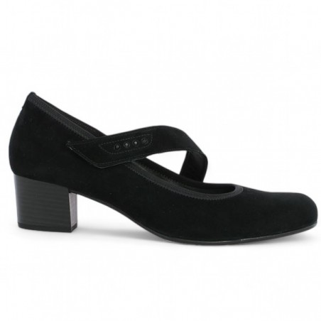 Shoesissime black women's large pumps, profile view