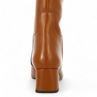 botte femme grande pointure petit talon camel, vue talon