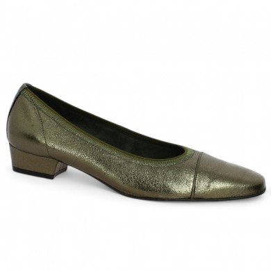 women's 42, 43, 44, 45 green bronze Shoesissime small heel pump, profile view