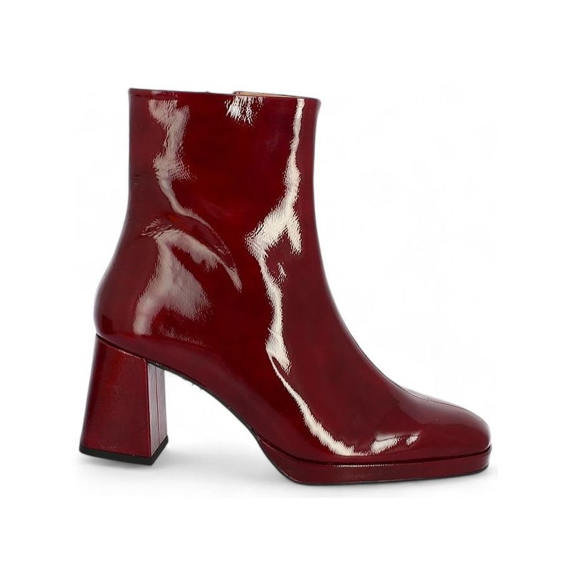 Shoesissime burgundy red patent leather platform booties, profile view