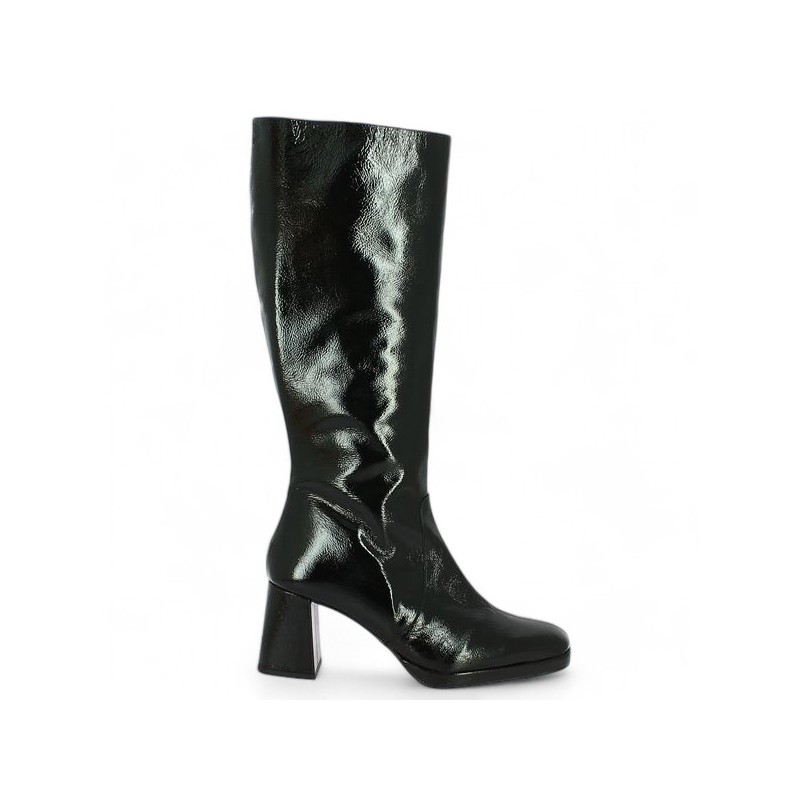 Shoesissime large black patent women's platform boot, side view