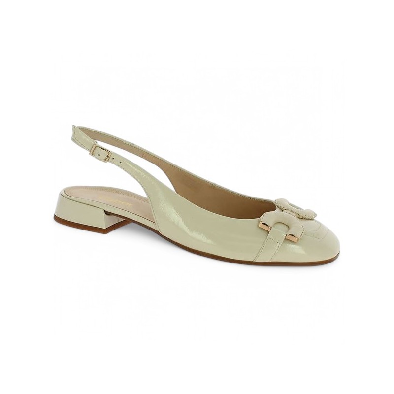 ballerine ouverte au talon vernis ecru 62.243.90 Gabor grande pointure Shoesissime, vue profil